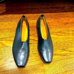 Coclico Deep Sea Flats - size 39.5 (8.5/9)